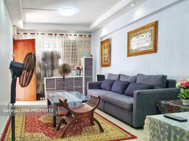 Yishun Avenue 6 thumbnail photo